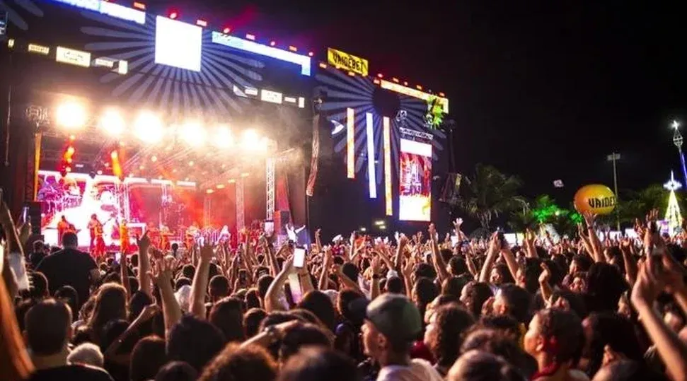 Maiara & Maraisa, Sorriso Maroto e Mari Fernandez encerram o Verão Massayó 2026 no Jaraguá