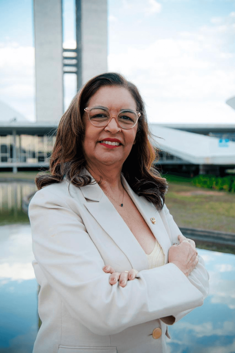 Senadora Eudócia quer Brasil na vanguarda das vacinas contra o câncer