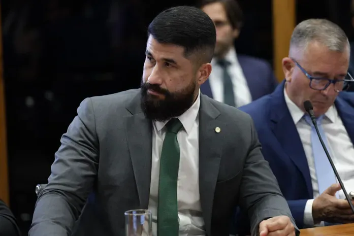 Deputado denuncia venda irregular de imóvel público na Jatiúca e cobra explicações do governo Dantas