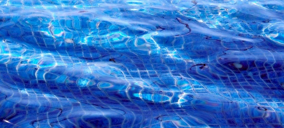 Mulher é encontrada morta na piscina de casa no Conjunto Inocoop em Maceió