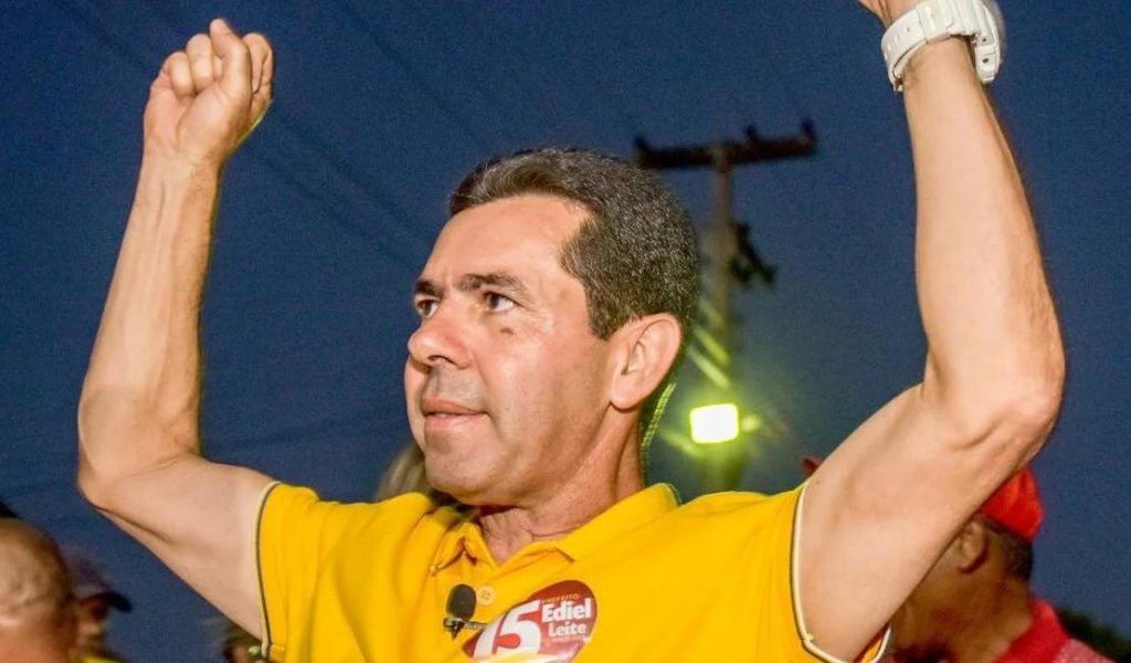 Ex-prefeito dispara contra concurso de Craíbas e denuncia salários “injustos e desestimulantes”