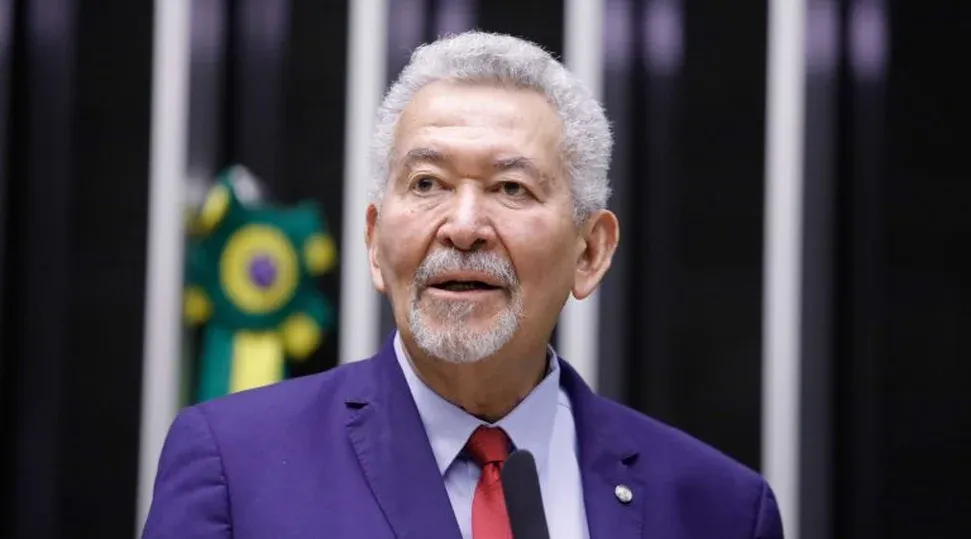 Paulão nega que vá disputar uma vaga para a ALE e reafirma candidatura ao Congresso em 2026