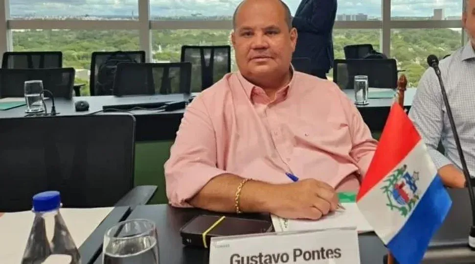 Motorista e assessor do ex-secretário de Paulo Dantas pagou faculdade do filho do chefe com dinheiro do SUS, revela PF