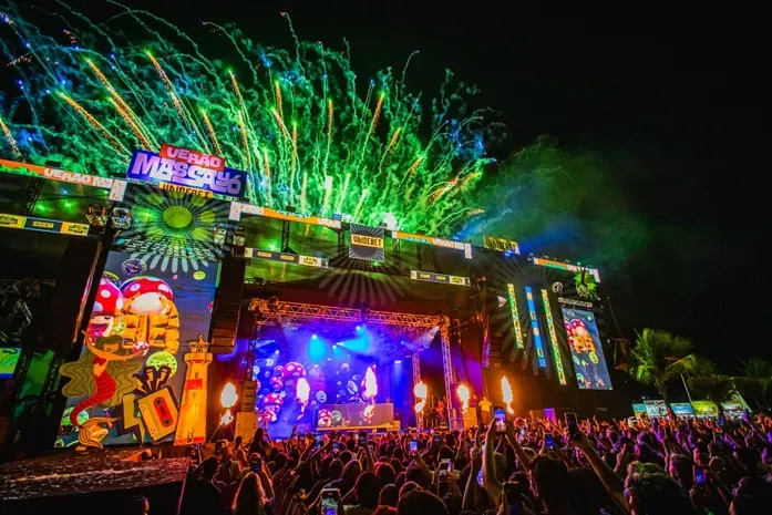 Verão Massayó 2026 concentra grandes nomes neste domingo; confira a ordem dos shows em Jaraguá
