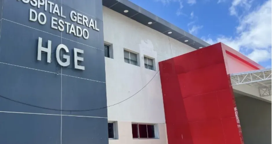 Mulher é baleada e internada em estado grave no HGE em Maceió