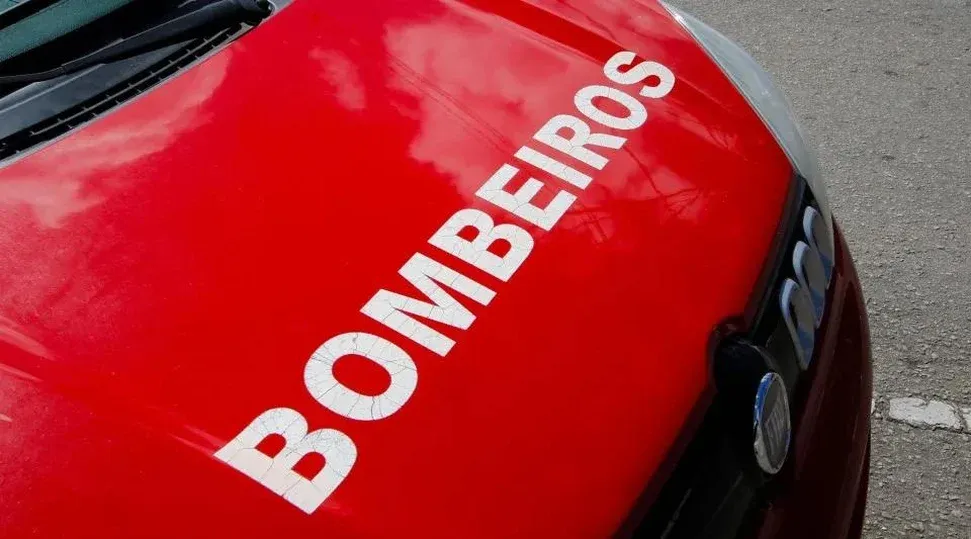 Onze bombeiros são investigados por estupro coletivo de jovem de 19 anos