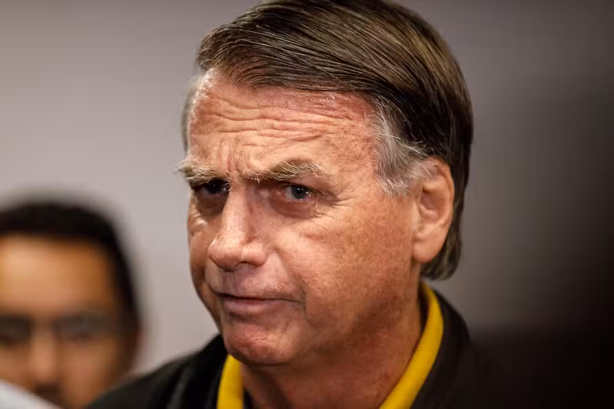 Moraes autoriza familiares de Bolsonaro para visita no Dia dos Pais sob restrições