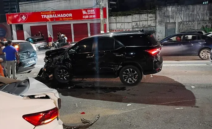 Histórico de embriaguez: irmãos de Breno Albuquerque já foram presos por acidentes de trânsito