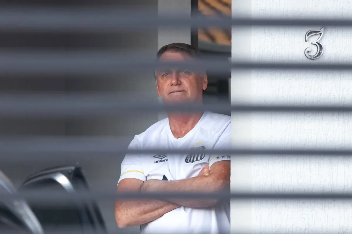 Aliados protocolam no STF pedido de prisão humanitária para Bolsonaro