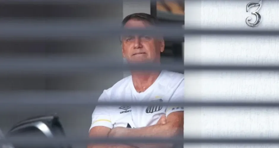 Bolsonaro pede autorização a Moraes para procedimento cirúrgico