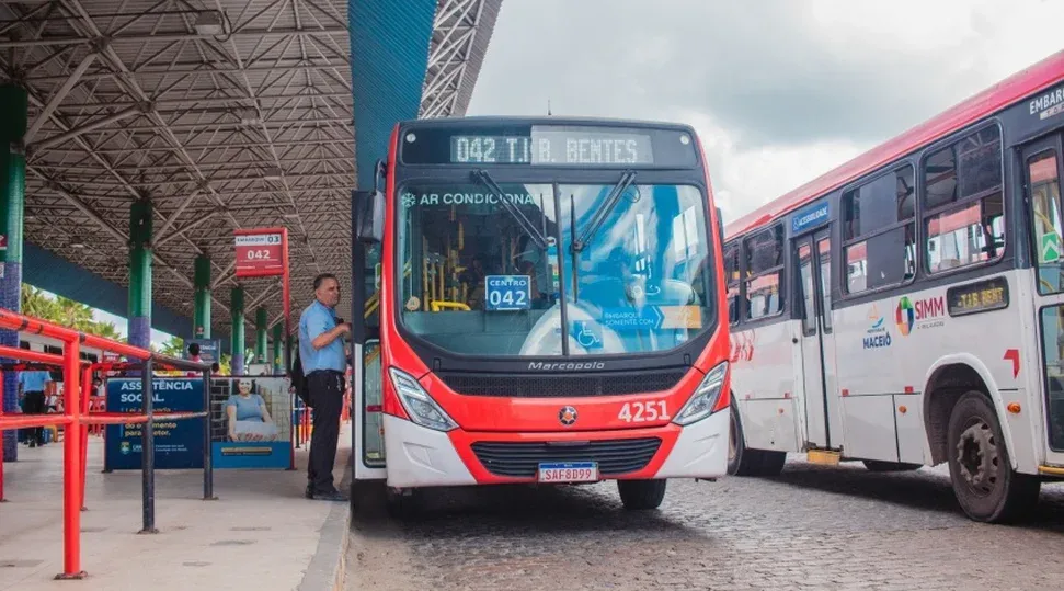 Feriado de Nossa Senhora da Conceição: confira o que abre e fecha em Alagoas nesta segunda (8)