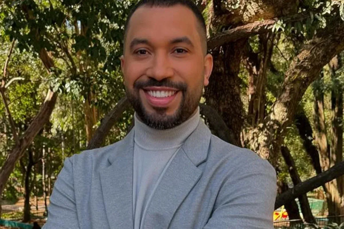 Gil do Vigor recebe proposta de trisal e reage: “Ia parar no hospital”
