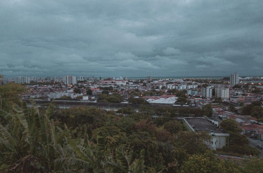Mais frio e chuva? Tudo sobre como deve ficar o tempo nesta terça-feira (5) em AL