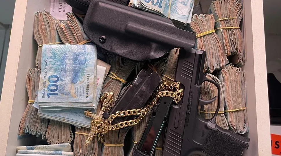 Operação contra desvio na saúde pública de Alagoas; PF divulga novo balanço de apreensões