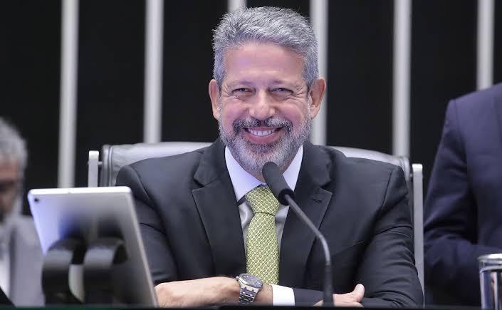  Arthur Lira confirma pré-candidatura ao Senado e prepara grande ato político em Maceió