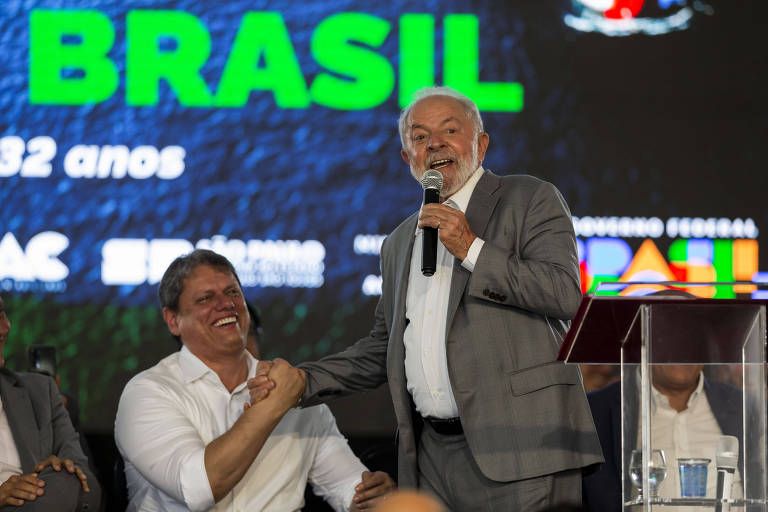 Lula diz que “vai incomodar mais” se reeleito e plateia mira Tarcísio