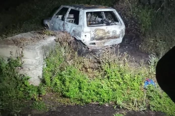Corpos carbonizados são encontrados em veículo incendiado em Marechal Deodoro