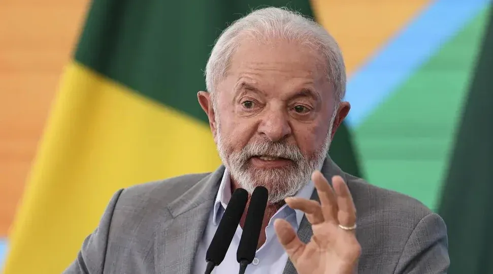  Pesquisa Paraná: Lula lidera no primeiro turno e enfrenta disputa apertada no segundo