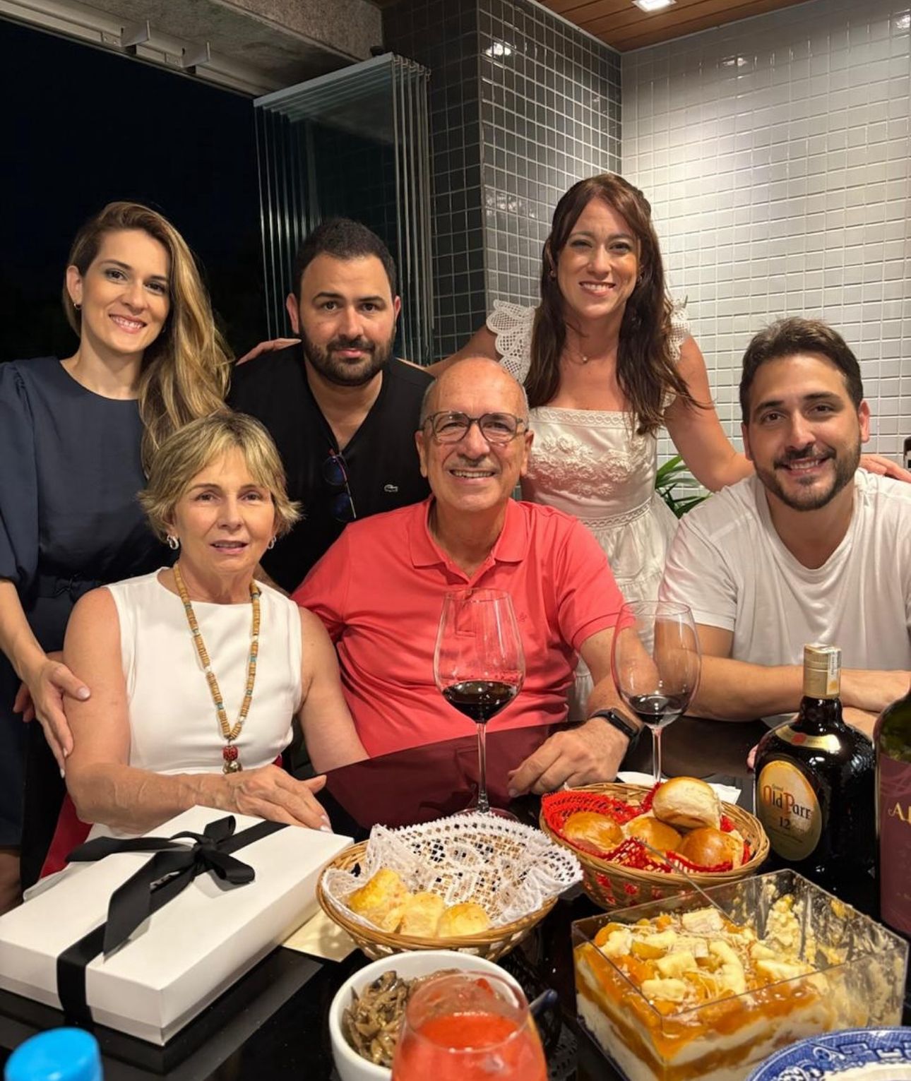 TJ mantém bloqueio a contratos da Prefeitura de Penedo ligados à família do prefeito