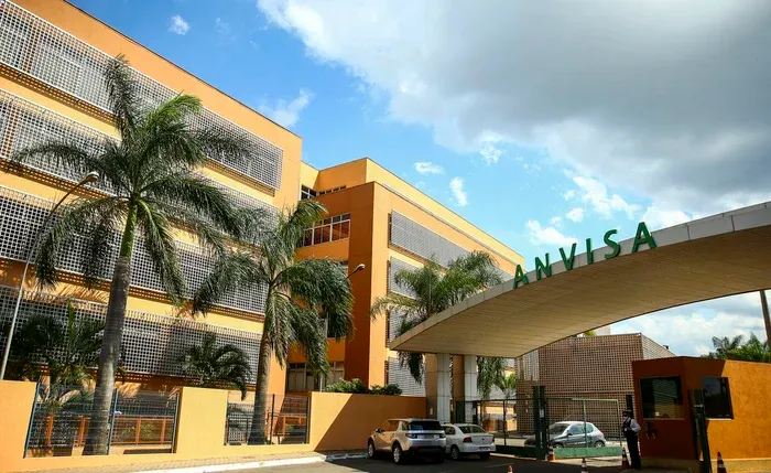 Anvisa manda retirar do mercado passata de tomate após identificação de vidro em lote importado