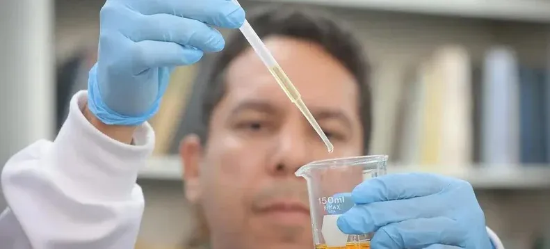 Crise do metanol chega a 30 dias com 15 mortos e falhas no controle sanitário