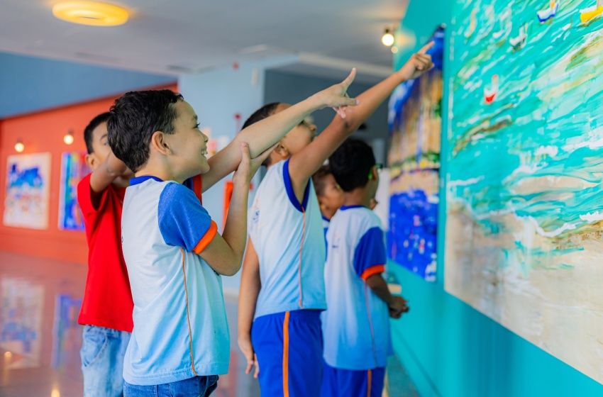 Alunos da rede pública de Maceió assistem filmes em ação do Projeto Cine Axé