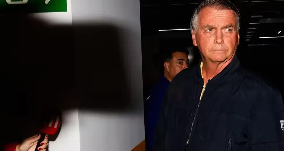 MP abre inquérito para investigar Bolsonaro por fake news contra Lula