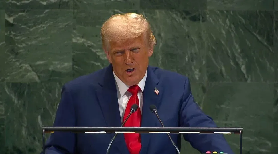 Trump diz que Venezuela usará dinheiro do petróleo para comprar produtos dos EUA