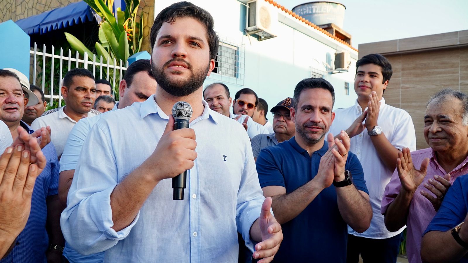 Prefeito de Traipu causa acidente no Jaraguá após discussão e sinais de embriaguez