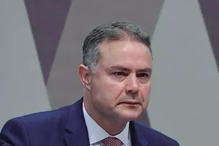 Pressionado: Renan Filho tenta se viabilizar enquanto JHC se mantém favorito ao governo de AL