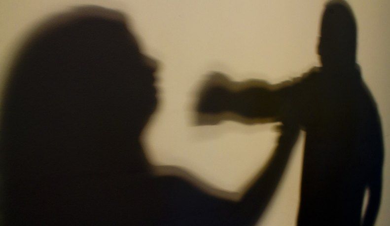 Mulher denuncia agressões e cárcere privado no interior de Alagoas