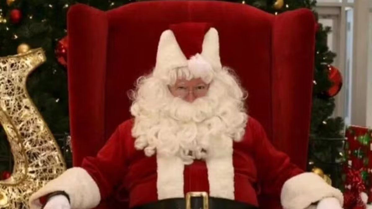 Serial Killer que escondia corpos em vasos levava vida dupla como Papai Noel