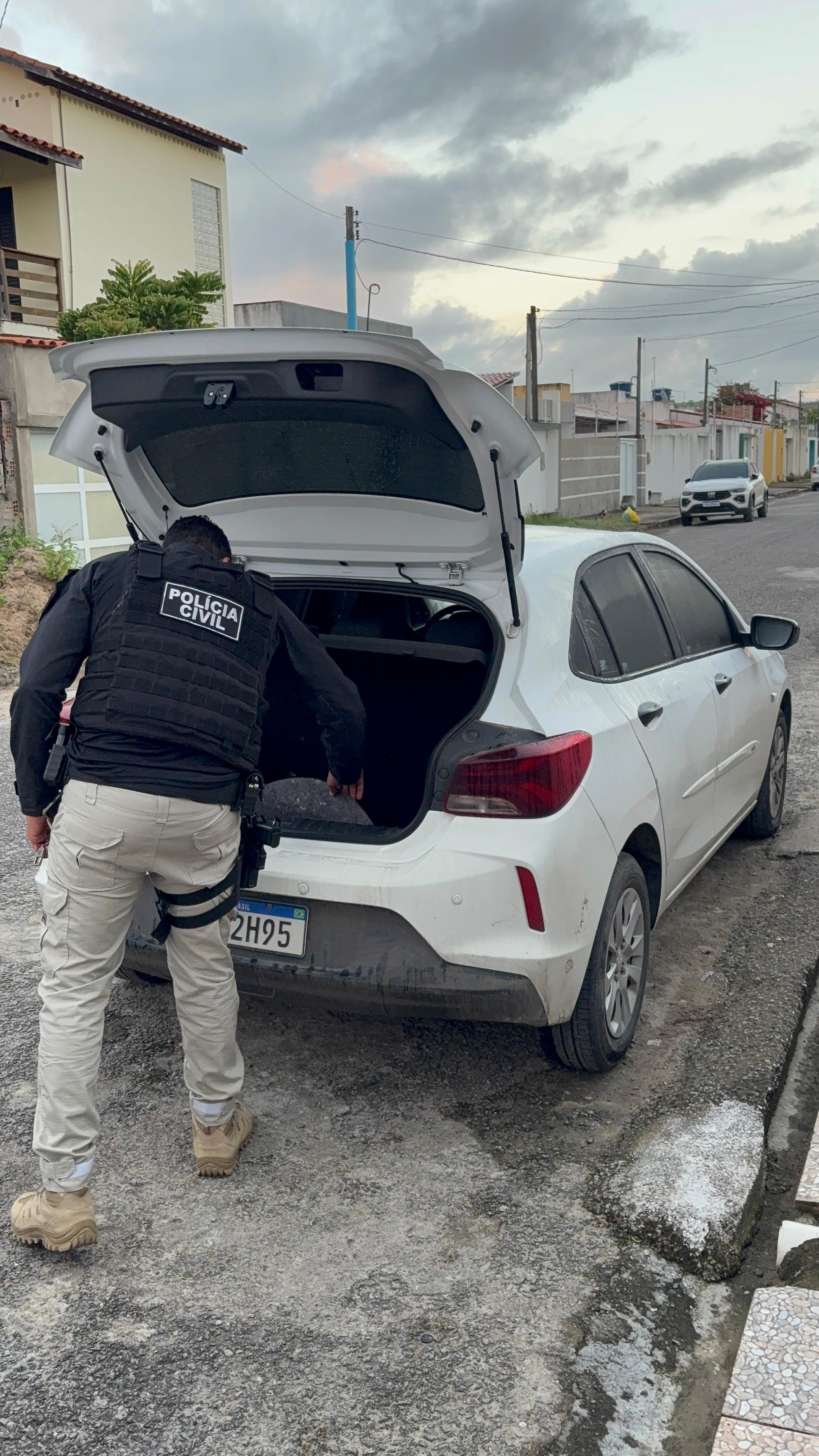 Polícia Civil desarticula rede criminosa de furto e revenda de veículos em quatro estados
