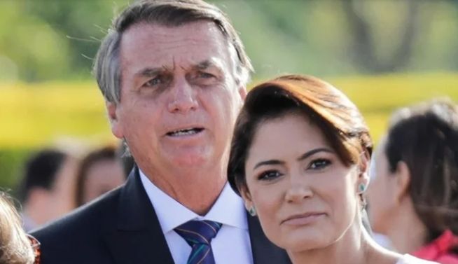 Bolsonaro descarta candidatura de Michelle à Presidência em 2026