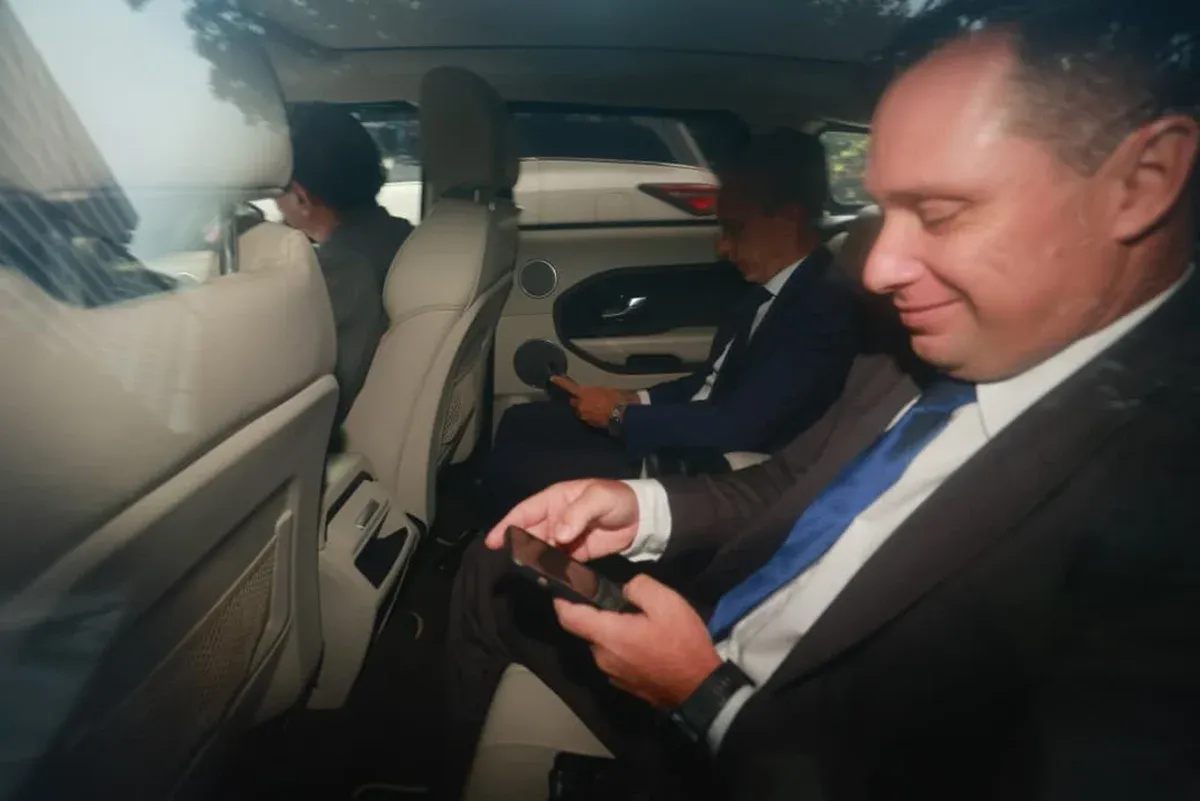 Mauro Cid deixa audiência no STF sem tornozeleira eletrônica