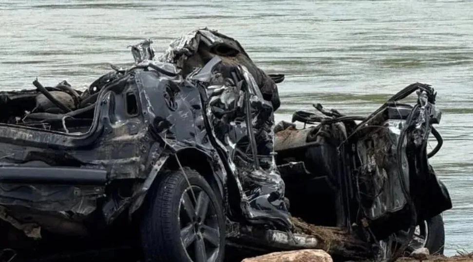 Tragédia em Piranhas: carro é arrastado por correnteza e deixa uma vítima fatal