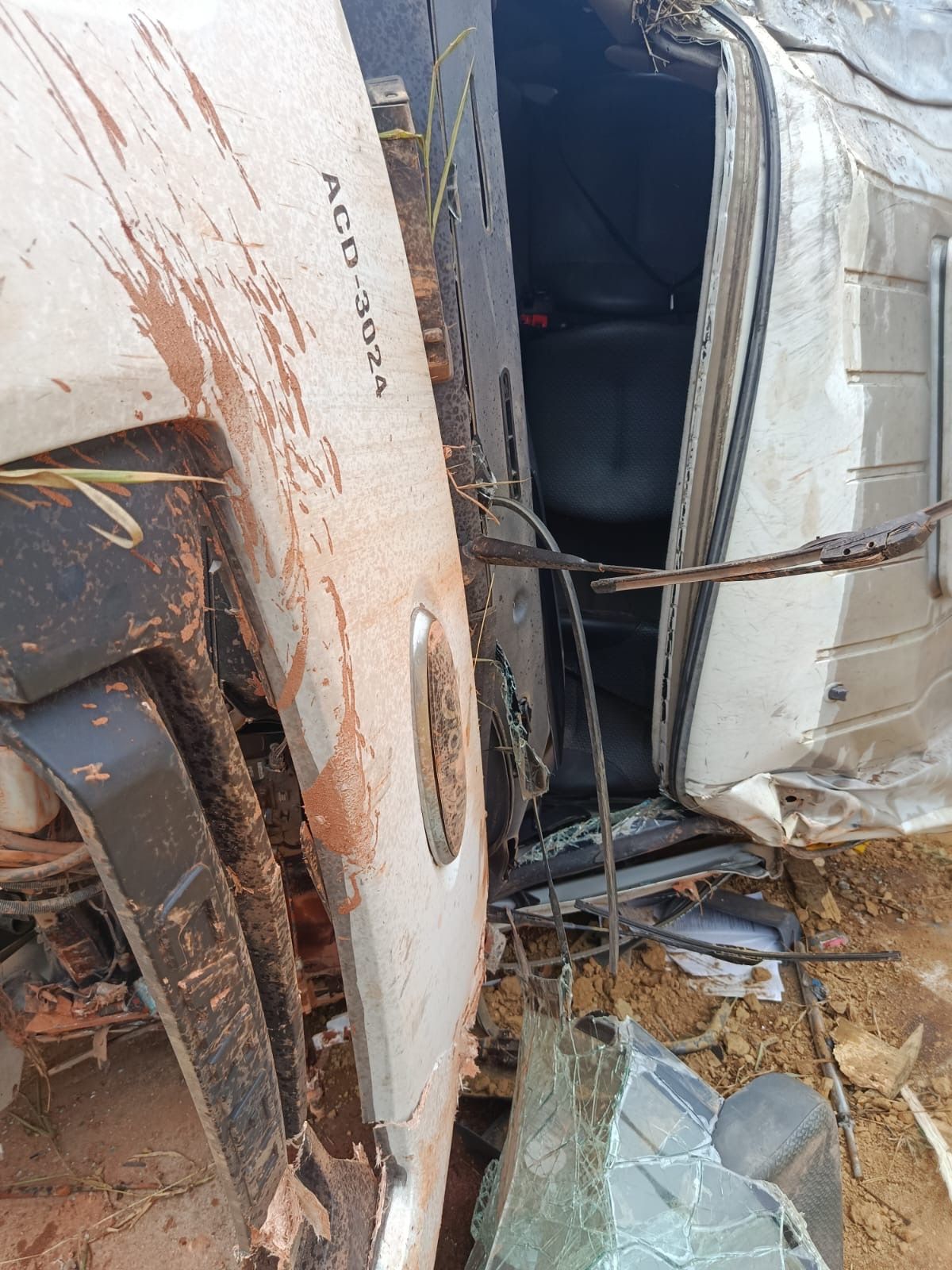 Caminhão se envolve em acidente na Serra da Catita, entre Ibateguara e Colônia Leopoldina