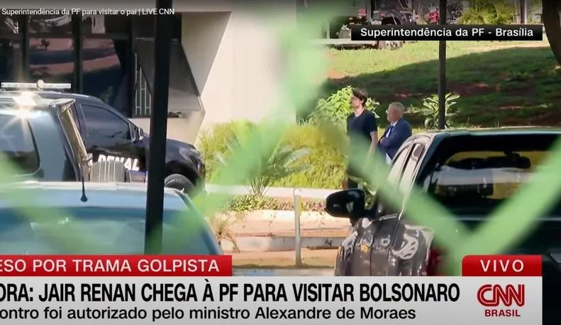 Michelle Bolsonaro visita ex-presidente na PF e lamenta redução no tempo de visita para 30 minutos
