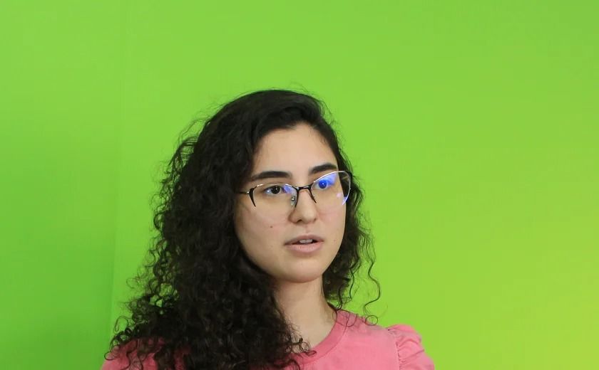 Entrada de quadros da direita em federação do PT causa indignação em vereadora esquerdista de Maceió