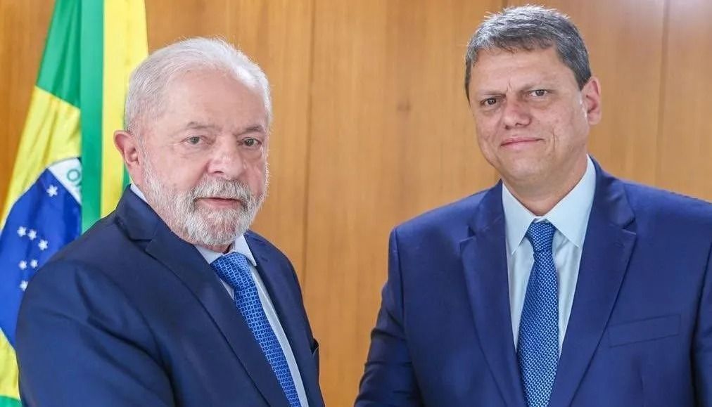 Lula perde vantagem e Tarcísio lidera cenário de 2º turno para 2026; vej