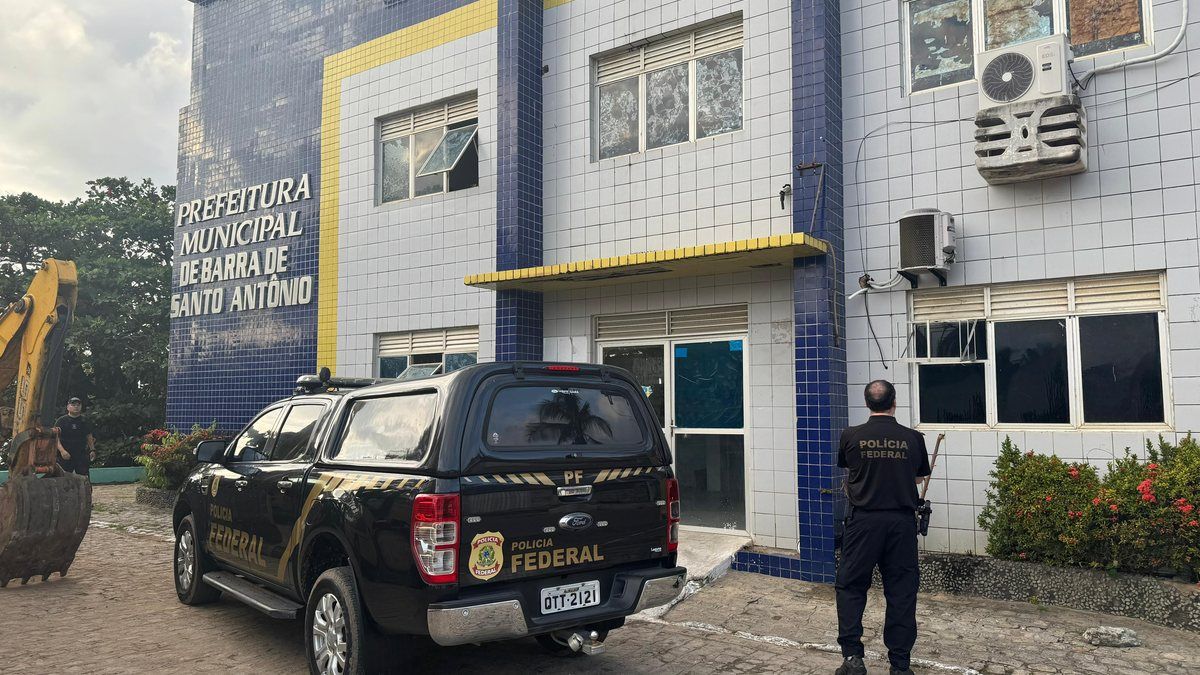 PF apura esquema de compra de votos com recursos da Prefeitura de Barra de Santo Antônio