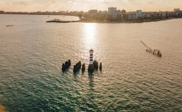 Relatório aponta 13 trechos impróprios para banho em praias de Alagoas