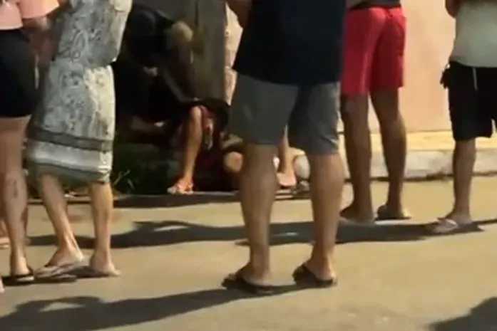 Mulher é baleada no Jacintinho e levada ao HGE em Maceió