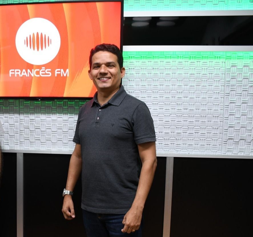 Francês FM anuncia estreia do “Jornal da Francês” com Abidias Martins e reforça liderança na comunicação do Nordeste