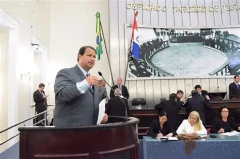Ex-deputado assume direção da ALE com salário de R$ 23 mil