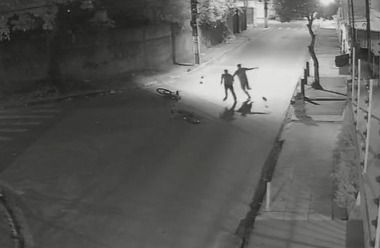 Tentativa de assalto falha e criminoso abandona bicicleta durante fuga no Benedito Bentes, em Maceió
