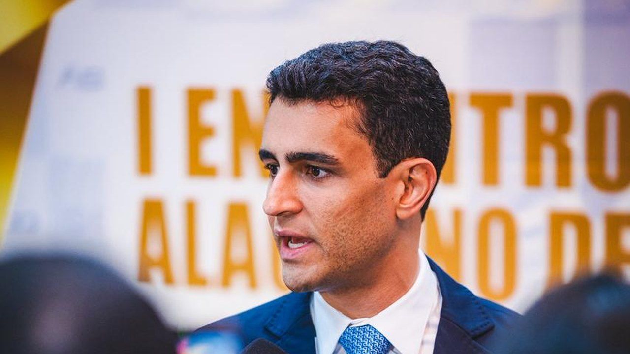 “Maceió tem responsabilidade com os recursos públicos e com o dinheiro do povo”, diz JHC ao receber prêmio de melhor gestão contábil e fiscal de Alagoas