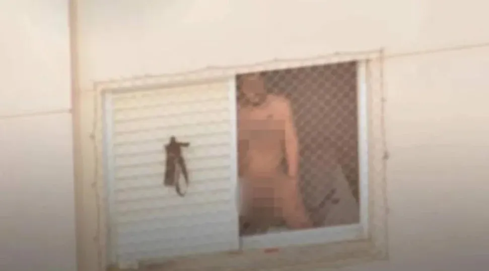 Assessor de deputado é afastado após ser flagrado em ato obsceno na janela de condomínio