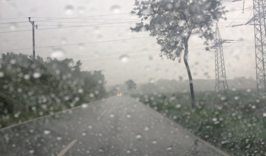 Inmet coloca Alagoas sob alerta laranja para chuvas intensas; confira