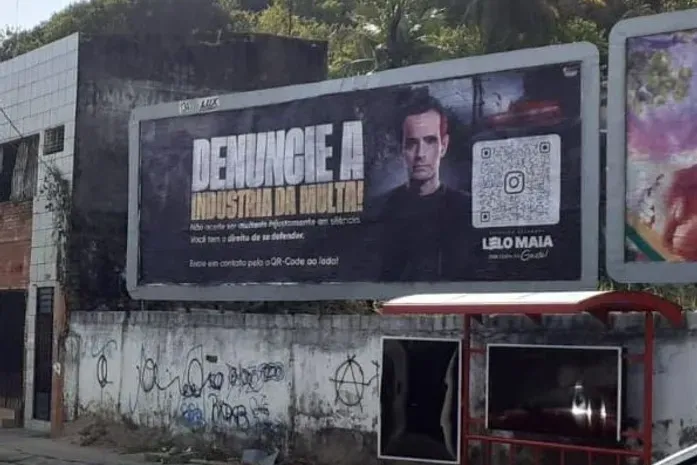 Deputado Lelo Maia espalha outdoors em Maceió denunciando a “indústria da multa”